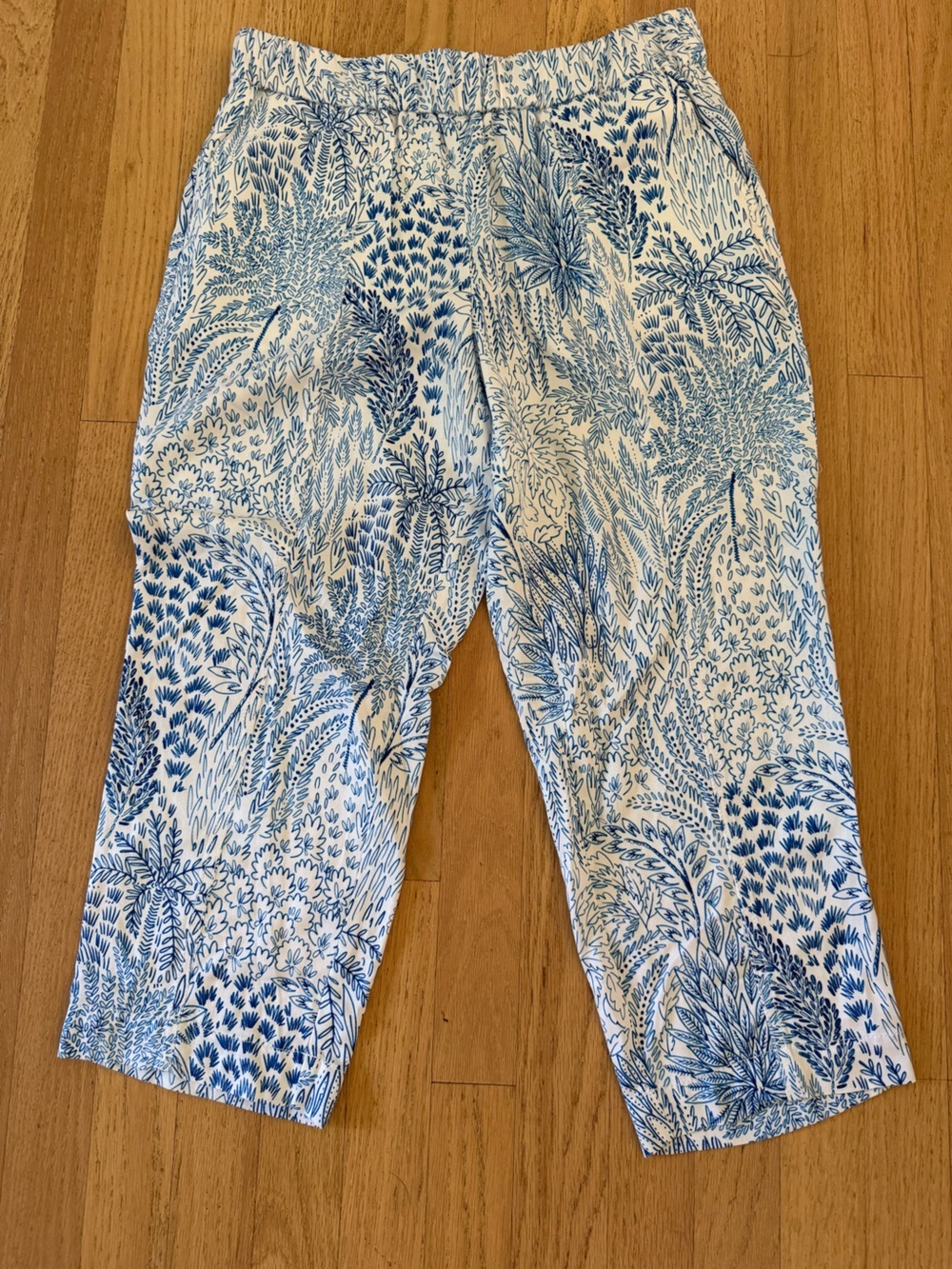Talbots Small Petite Cropped Blue & White Coastal Print Pull on Pants